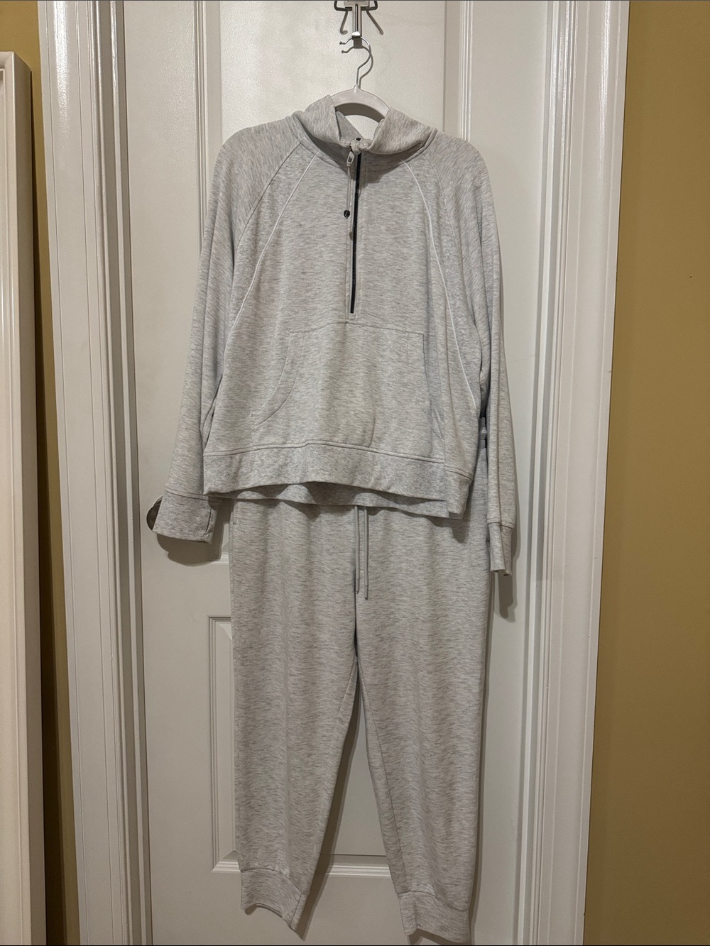 Danskin Light Heather Gray Jogger Set